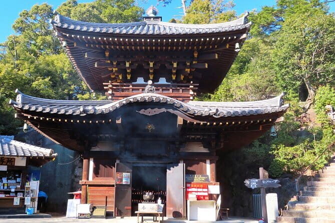 1-Day Miyajima Sightseeing Tour - Senjokaku Pavilion: a short stop that adds meaning