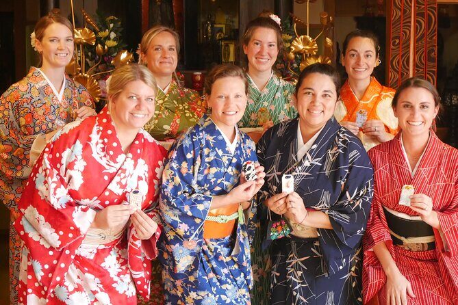 Cultural Activities :Kimono, tea ceremony, Calligraphy and Amulet - Japanese calligraphy lesson: learning your name in Japanese