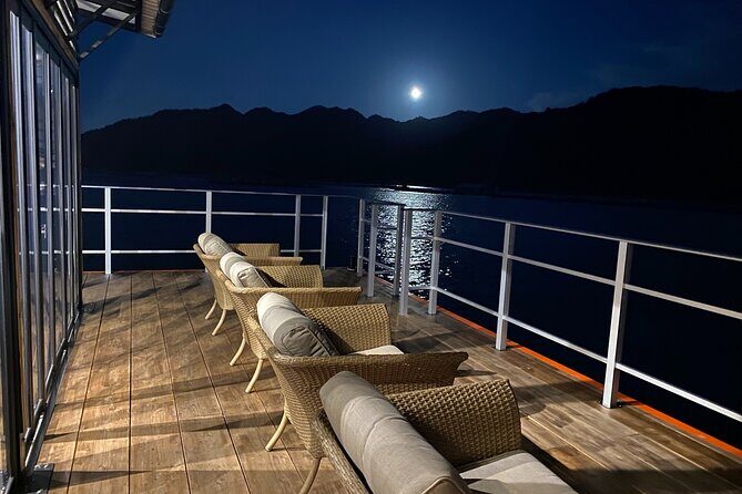 Dinner Cruise on HANAIKADA (Raft-Type Boat) with Scenic View of Miyajima - What You’re Really Paying For on HANAIKADA