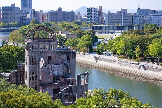 Full Day Hiroshima and Miyajima Bus Tour from Hiroshima - Hiroshima Peace Memorial Museum and monuments: why the time is part of the respect