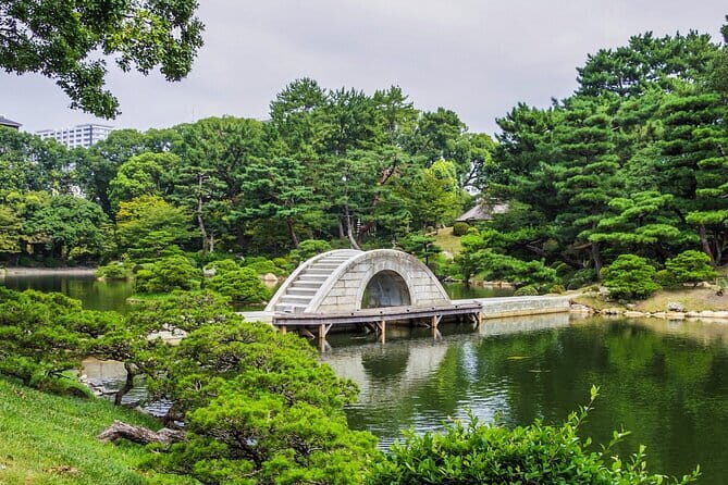 Full Day Tour Hiroshima Hidden Gems and Highlights - Hondori Shopping Street: free time that feels like real Hiroshima