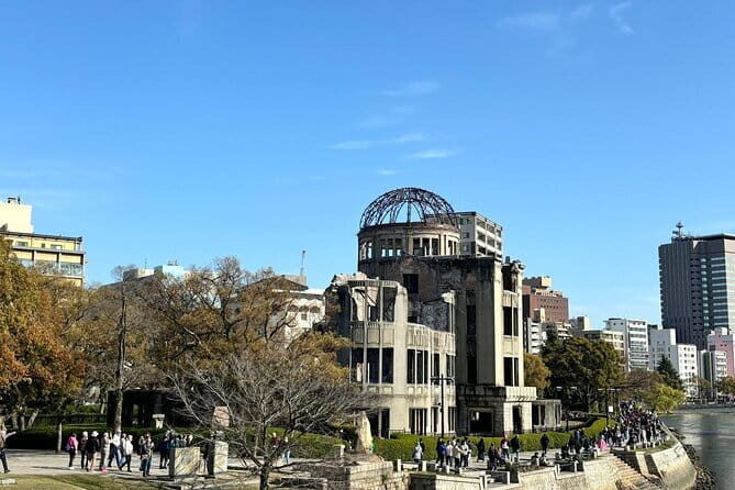 Hiroshima and Miyajima by Bike and Boat - The Miyajima ferry and train ride: the smooth transition between worlds