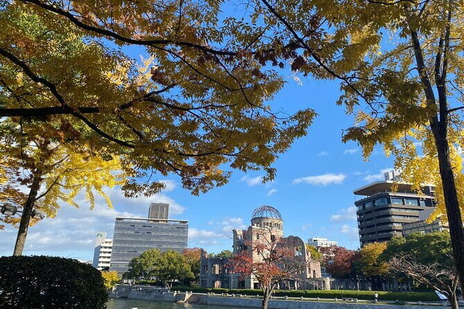 Hiroshima and Miyajima by Bike and Boat - Itsukushima Shrine: the big photo moment plus a real meal break
