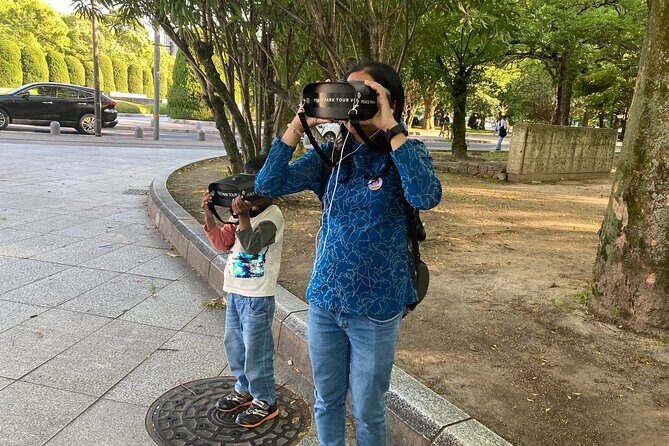 Hiroshima/Guided Virtual Tour of Peace Park/PEACE PARK TOUR VR - Stop 3: Aioi Bridge and the city turned into a sea of fire