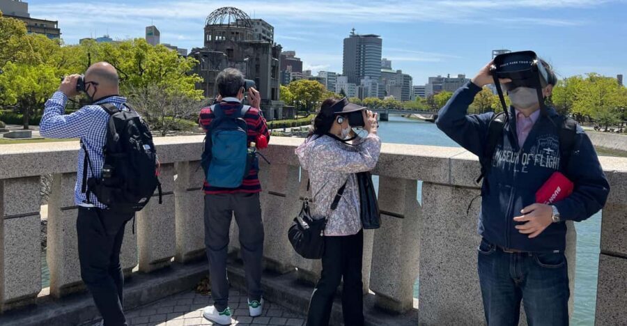 Hiroshima：Guided Virtual Tour/PEACE PARK TOUR VR - Entering the Hiroshima Peace Park Rest House: where you get oriented fast