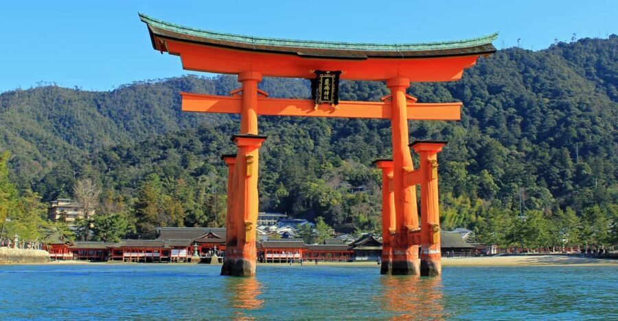 Hiroshima: Hiroshima and Miyajima UNESCO Sites 1-Day Tour - Key things that make this tour work