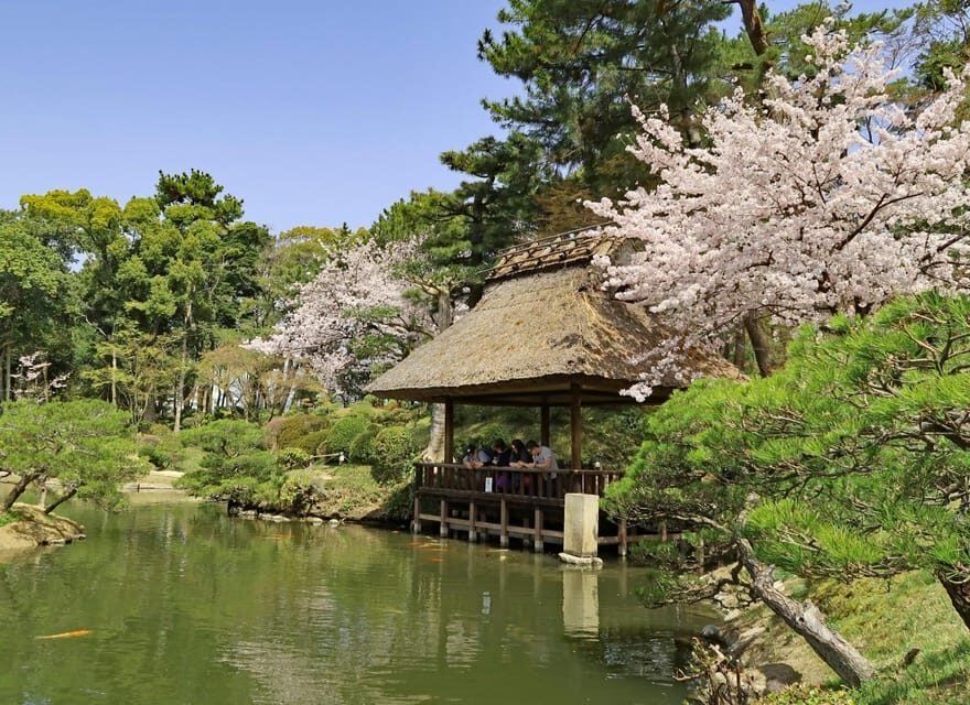 Hiroshima: History and Hidden Gems Tour - Getting oriented at the Peace Memorial Museum