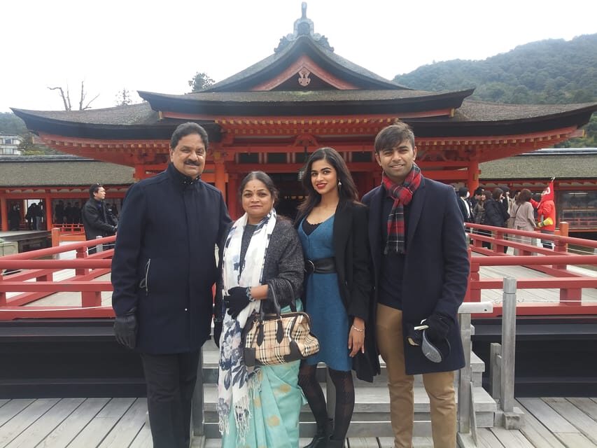 Hiroshima & Miyajima: Full-Day Private Tour & Licensed Guide - Hiroshima Peace Memorial Park: how to focus without getting lost in the emotions