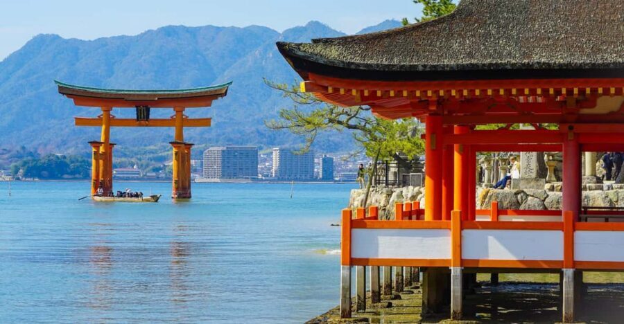 Hiroshima: Miyajima Half-day Historical Walking Tour - Daisho-in Temple Complex: Statues, Shrines, and 1,200 Years on One Island