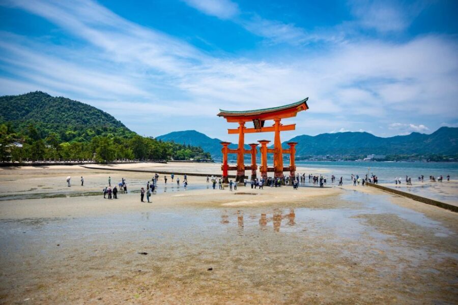 Hiroshima: Miyajima Peace Memorial Icons of Peace and Beauty - Lunch timing: what’s included and how to plan for your food