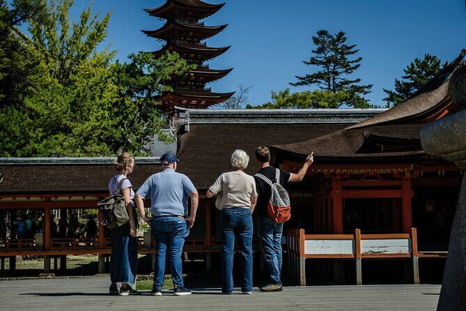 Hiroshima & Miyajima: Private Full-Day Tour with a Local Guide - Miyajima Lunch and the Okonomiyaki Detour