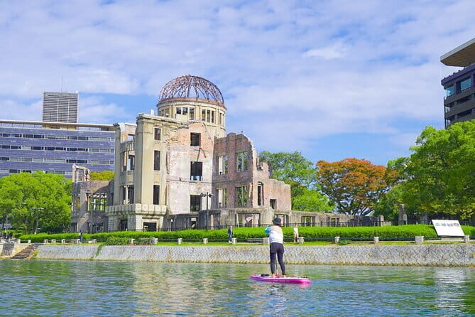 Hiroshima Night Tour: Craft Beer and Local Bites - Small-group size with a real host: what Levi-style guiding changes