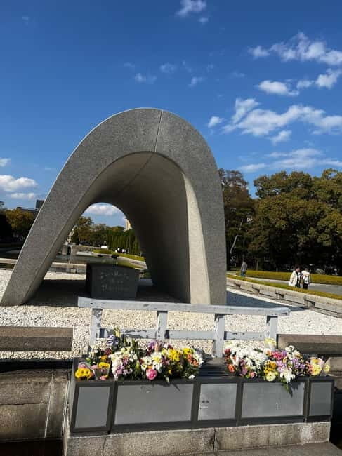 Hiroshima Peace Memorial Park: A Guided Tour - Starting at the Atomic Bomb Dome (and Getting Your Bearings Fast)