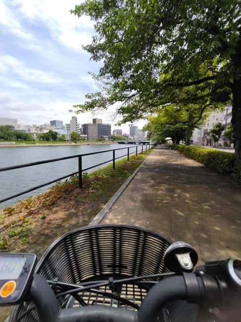 Hiroshima: Peace Park, Castle, and Mitaki Temple E-Bike Tour - Why this route works: turning transit into understanding