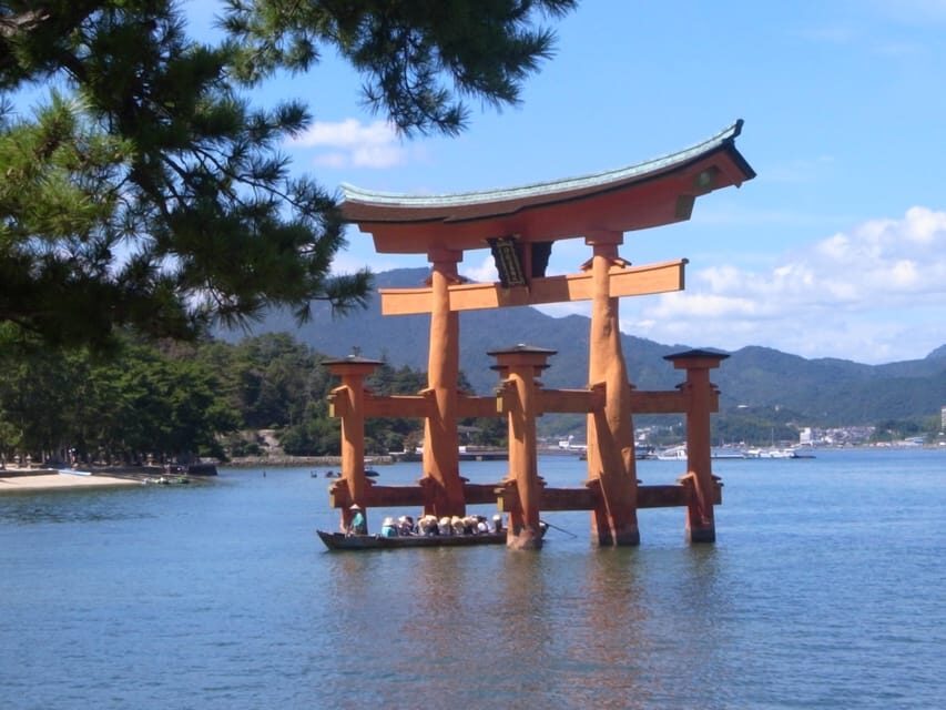 Hiroshima Private Day Tour - Itsukushima Shrine on Miyajima: the “floating” torii and the food-street start