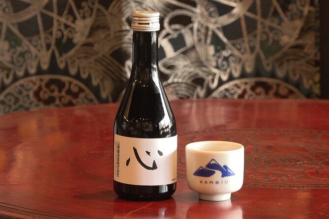 Hiroshima Saijo Sake Tasting Calligraphy and Dinner Private Tour - Kamotsuru Sake Brewery (14:30–15:00): learning through displays