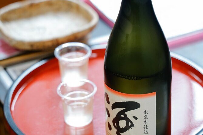 Hiroshima Saijo Sake Tasting Tour with visit to 7 Breweries - How to taste sake like the guide is trying to teach you