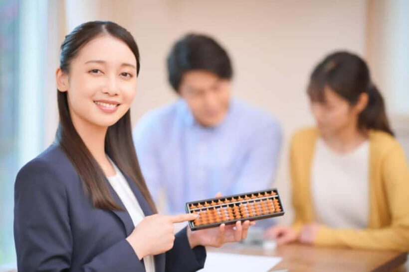 HiroshimaCity: JapaneseAbacus(Soroban)Workshop nearPeacePark - Soroban in 90 Minutes Near Peace Memorial Park