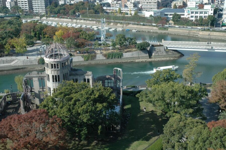 Hiroshima:Visit Tourist Pass(1, 2, 3day and 3day middlearea) - Miyajima day trip: World Heritage island plus the 100-yen visitor tax