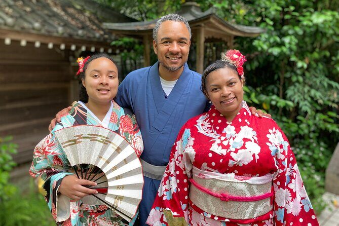 Kimono and Calligraphy Experience in Miyajima - Photo moments: guided pictures and a Japanese garden backdrop