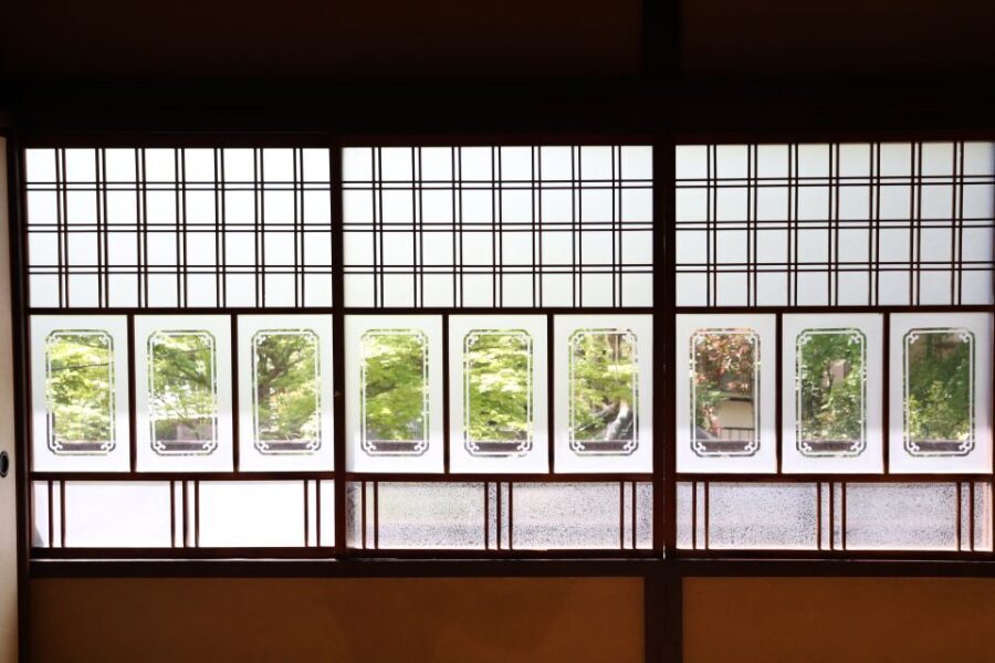 Miyajima: Cultural Experience in Zen Temple - Calligraphy workshop: writing your name in Kanji and kana