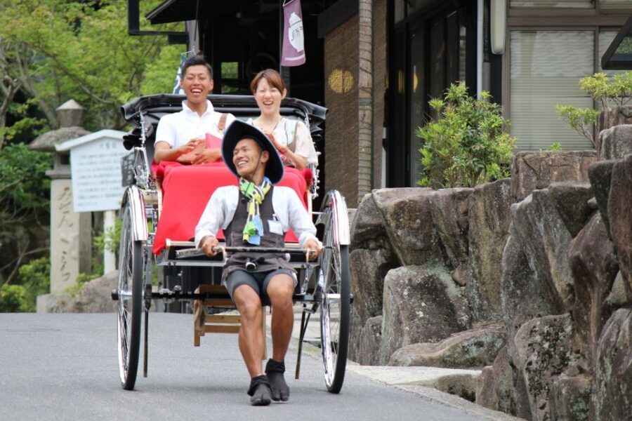 Miyajima: Private Rickshaw Tour to Itsukushima Shrine - The 190-minute scenic routes: parks, seaside, and a slower rhythm