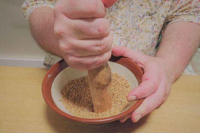 Private Japanese Cooking Class in Hiroshima with Machiko's Family - Vegetarian and vegan options: what to expect and how to plan