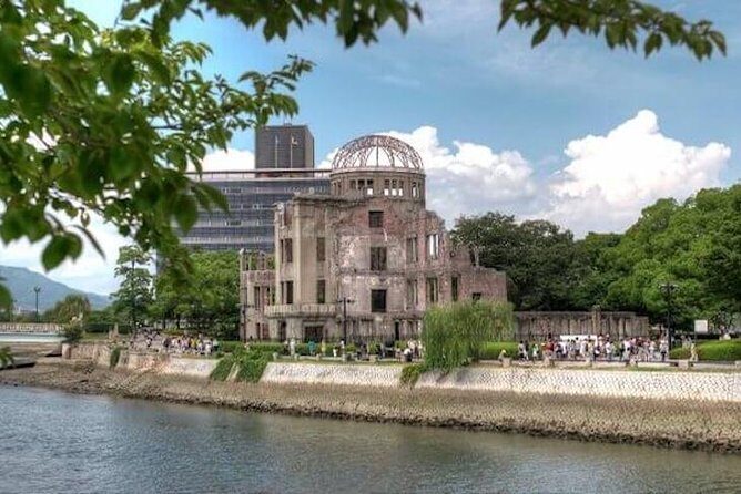 Private Sightseeing Walking Tour in Hiroshima with a Guide - Price and Logistics: What You’re Actually Paying For