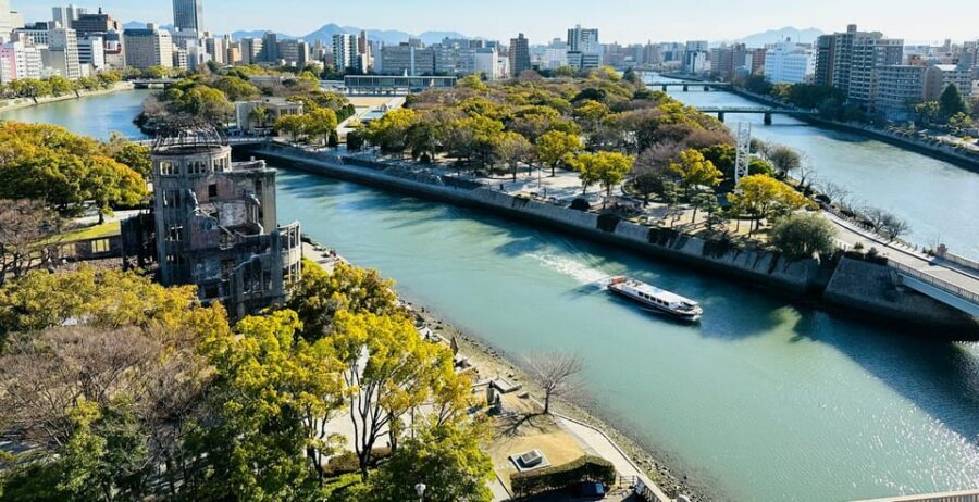 The Peace Memorial and Beyond: A Half-Day around Hiroshima - A 4-Hour Walk That Puts Hiroshima in One Clear Line