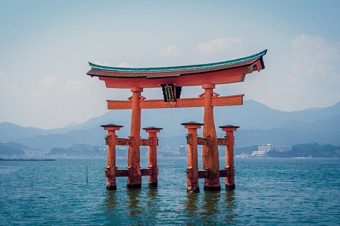 The Peace Memorial to Miyajima : Icons of Peace and Beauty - Guide quality: why names like Kensuke and Yuka matter