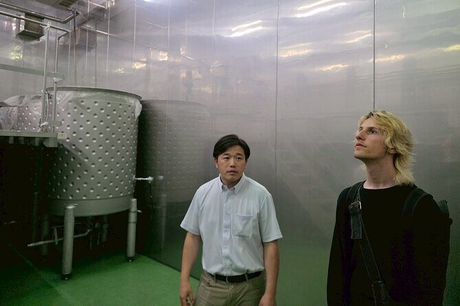 Visit behind the Scenes: Hiroshima Saijo Sake Brewery Tour - Stop 2: Kamotsuru Sake Museum Shop and Process Displays